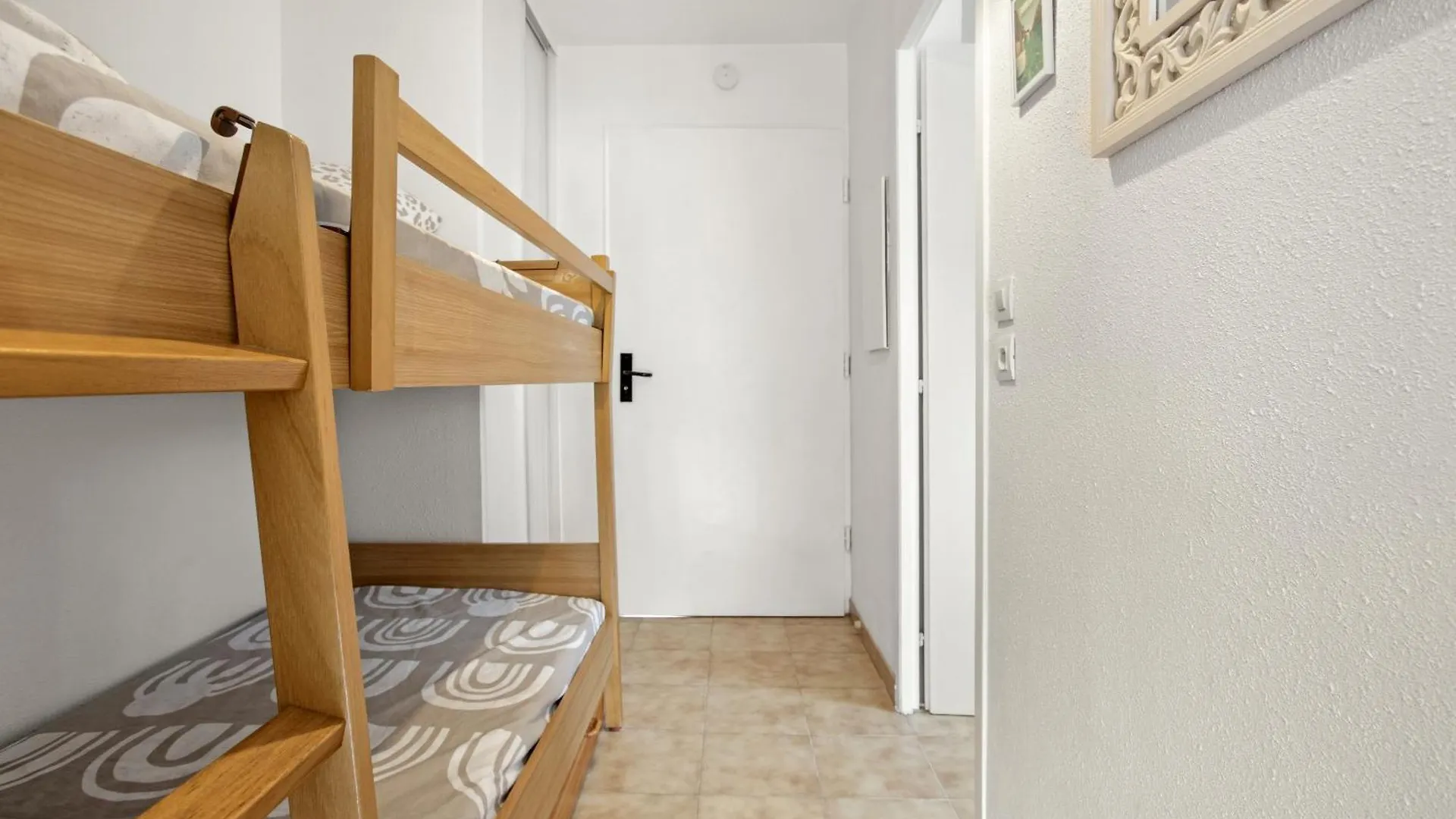 Apartment Studio Le Castello 150M De La Plage Frejus